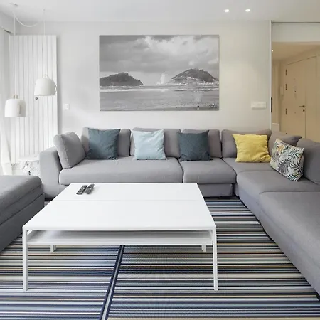 Kimu - Basque Apartment *